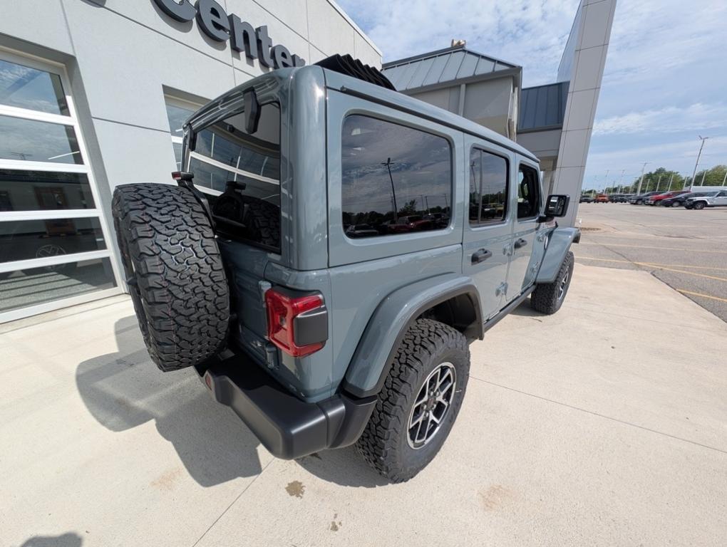 new 2025 Jeep Wrangler car, priced at $57,757