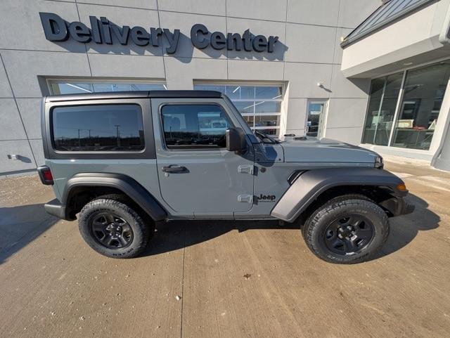 new 2025 Jeep Wrangler car, priced at $36,645