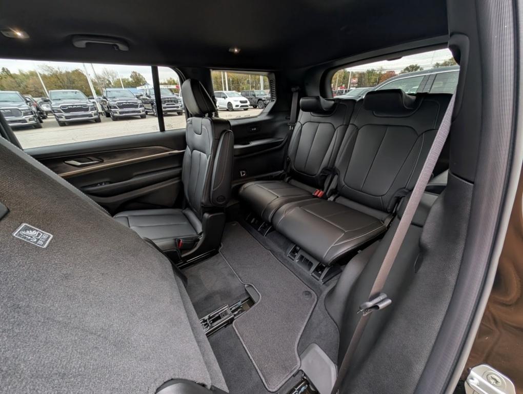 new 2025 Jeep Grand Cherokee L car, priced at $44,995