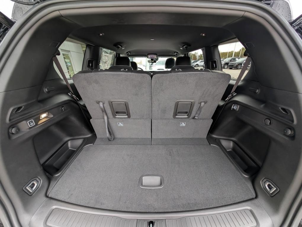 new 2025 Jeep Grand Cherokee L car, priced at $44,995