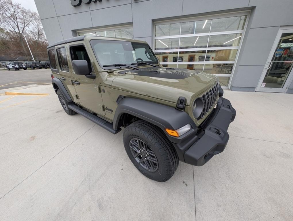 new 2025 Jeep Wrangler car, priced at $47,960