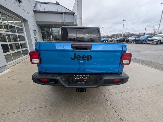 new 2025 Jeep Gladiator car, priced at $48,600