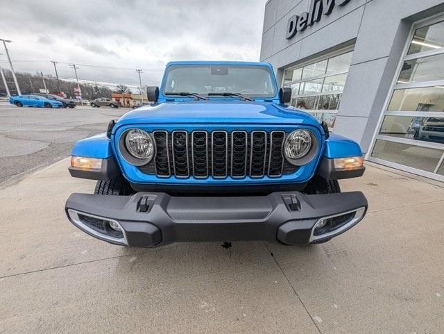 new 2025 Jeep Gladiator car, priced at $48,600