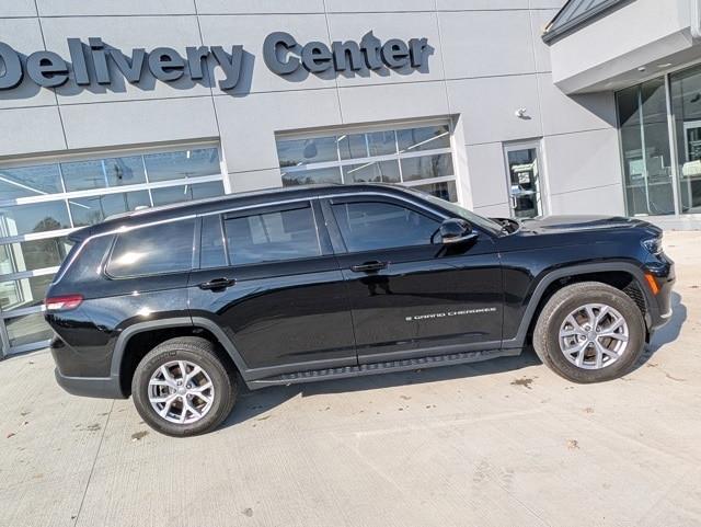 used 2021 Jeep Grand Cherokee L car, priced at $30,500