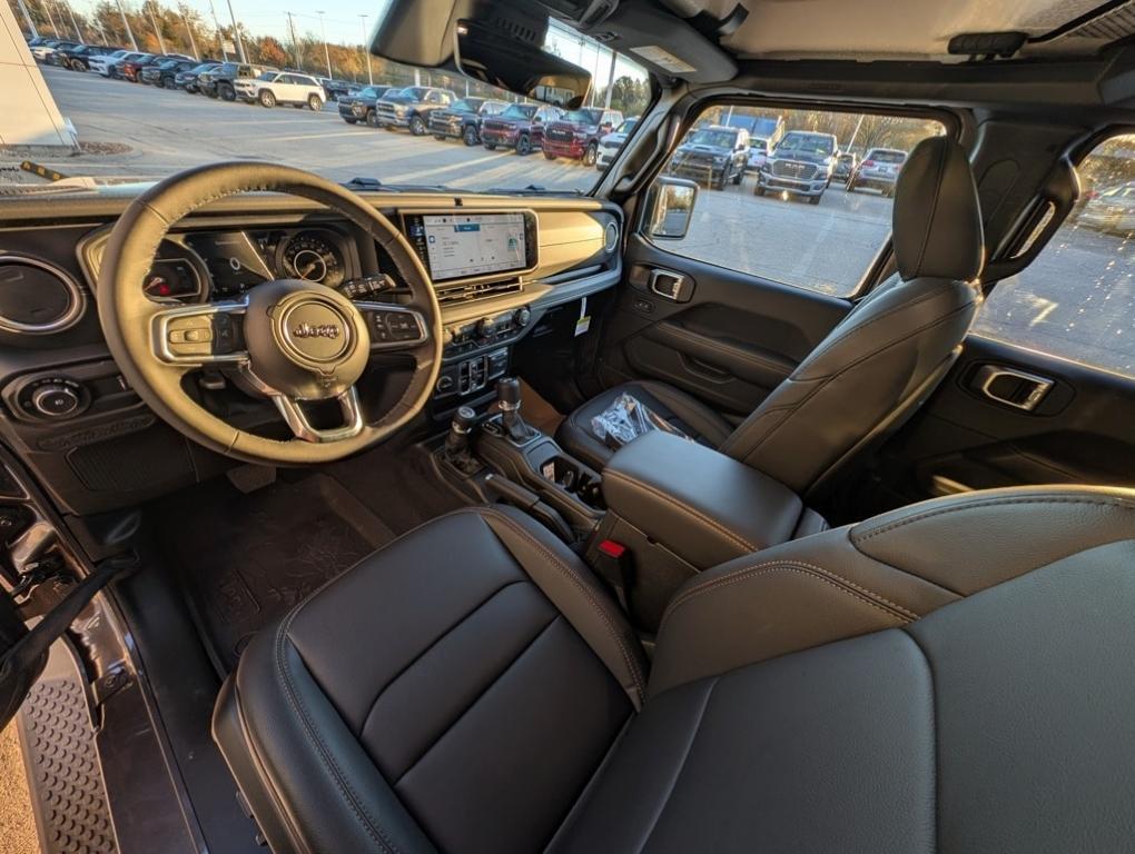 new 2026 Jeep Wrangler car, priced at $55,370