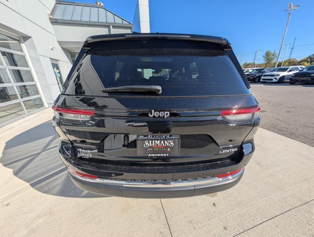 new 2025 Jeep Grand Cherokee car, priced at $45,760