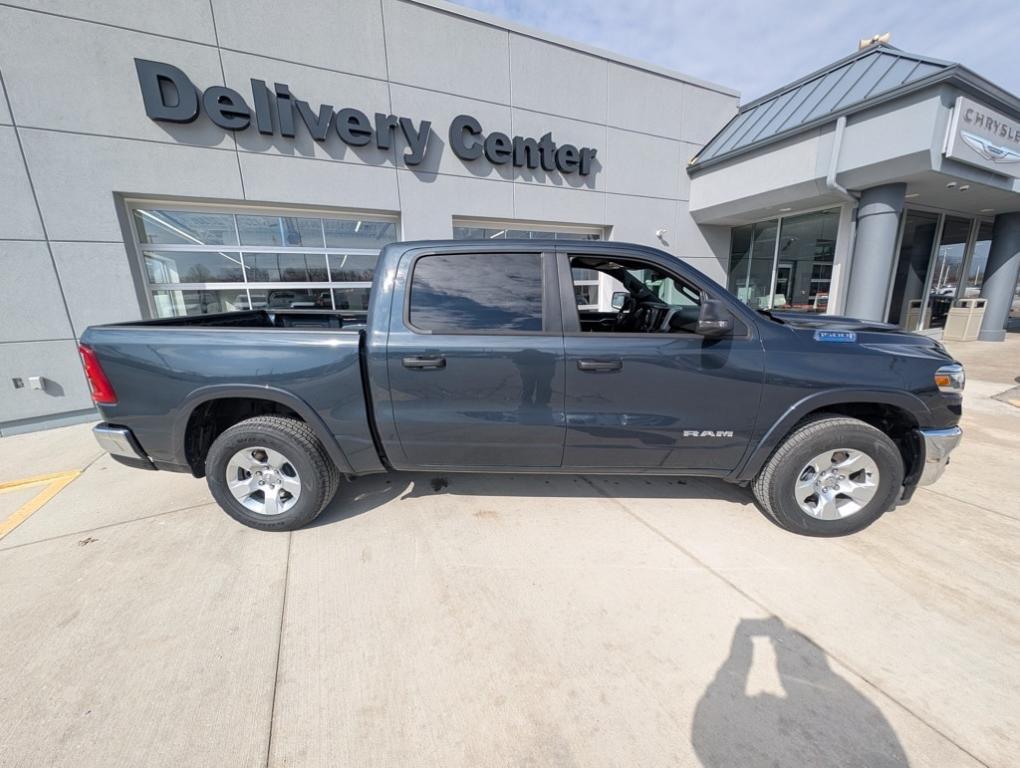new 2025 Ram 1500 car, priced at $46,334
