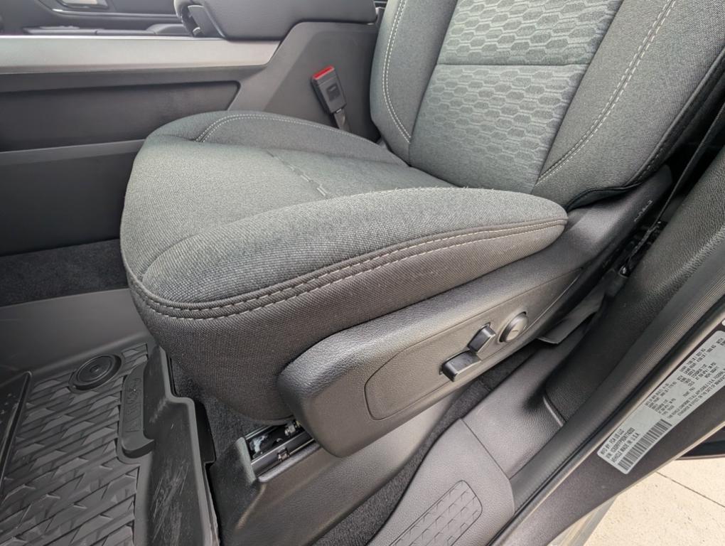 new 2025 Ram 1500 car, priced at $48,993