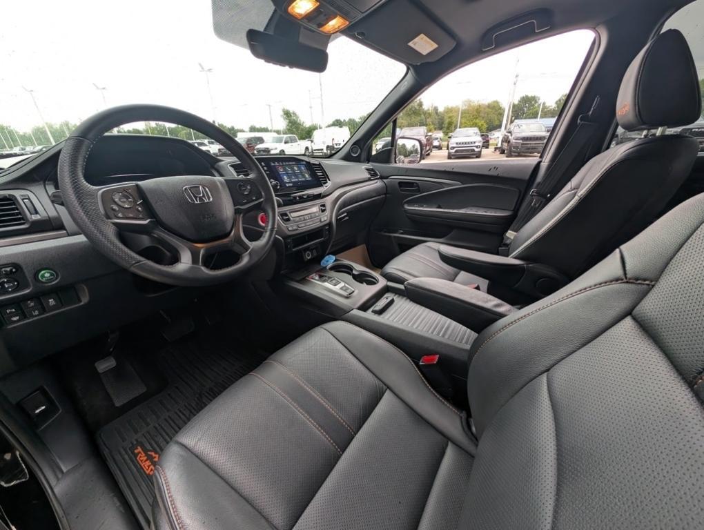 used 2023 Honda Passport car, priced at $37,000