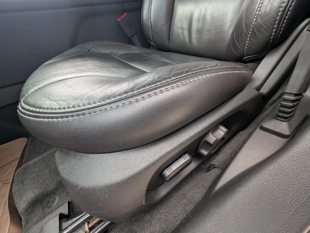 used 2015 Ford Taurus car, priced at $9,995
