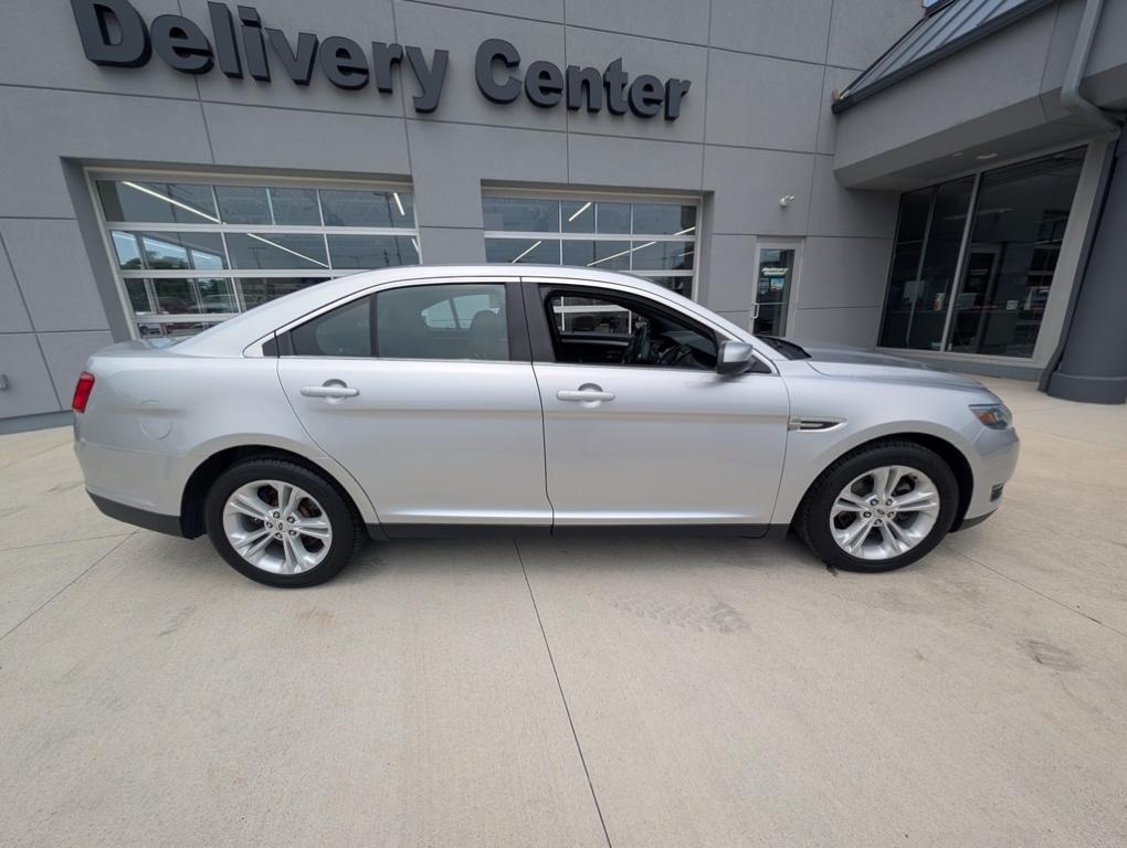 used 2015 Ford Taurus car, priced at $9,995