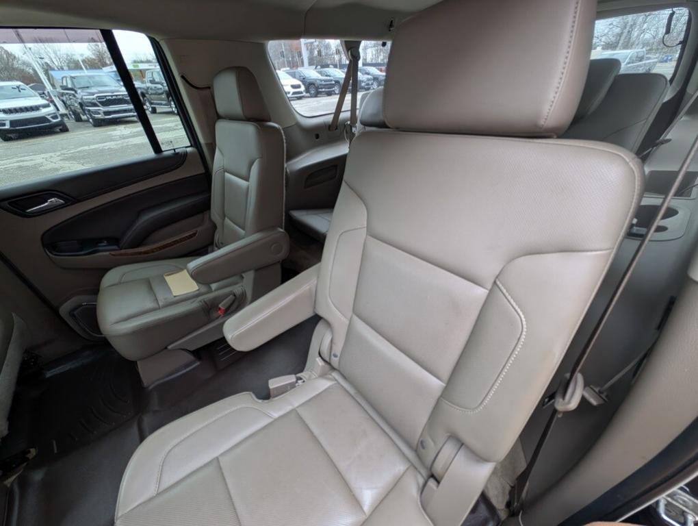 used 2015 Chevrolet Suburban car, priced at $16,000
