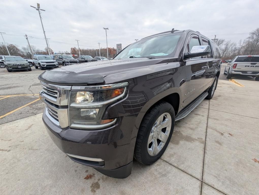 used 2015 Chevrolet Suburban car, priced at $16,000