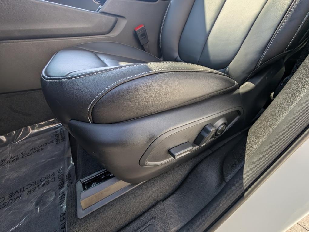 new 2025 Jeep Grand Cherokee L car, priced at $51,740