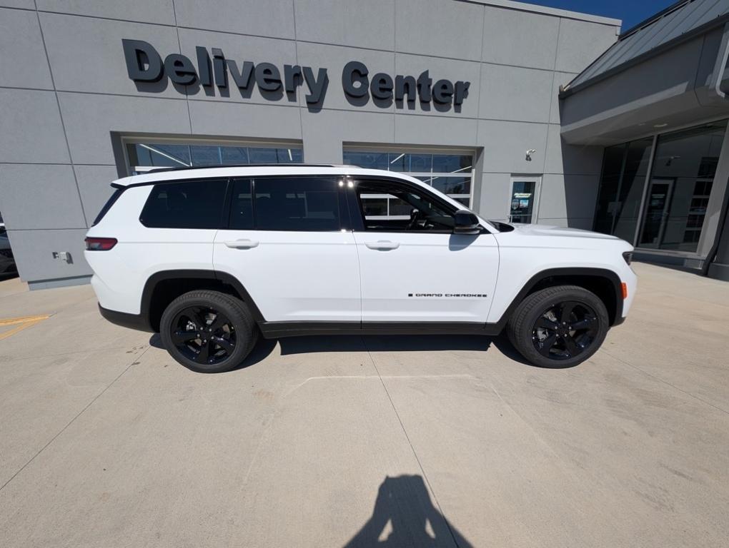 new 2025 Jeep Grand Cherokee L car, priced at $51,740