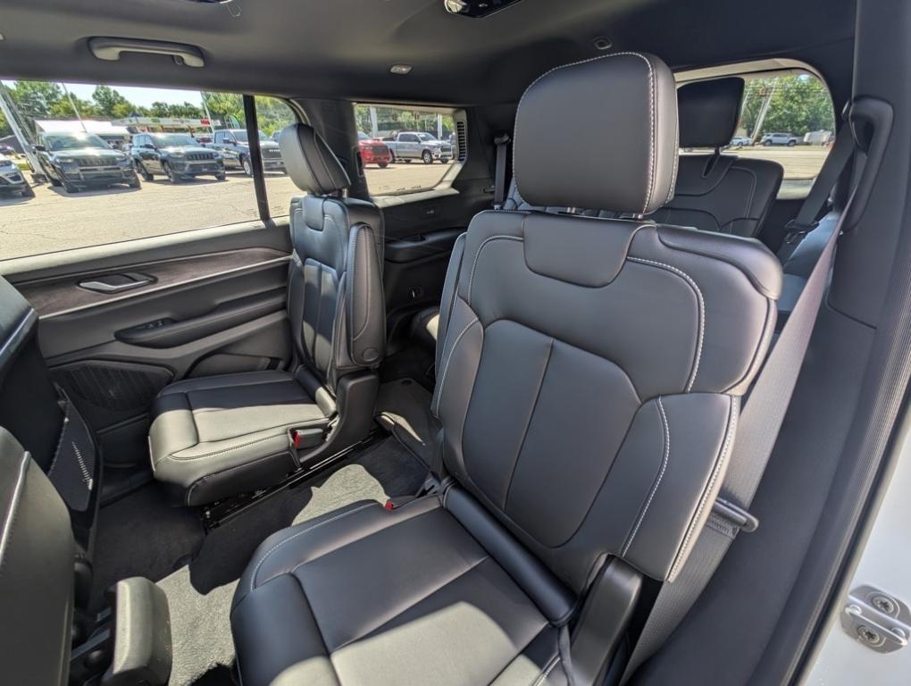 new 2025 Jeep Grand Cherokee L car, priced at $51,740