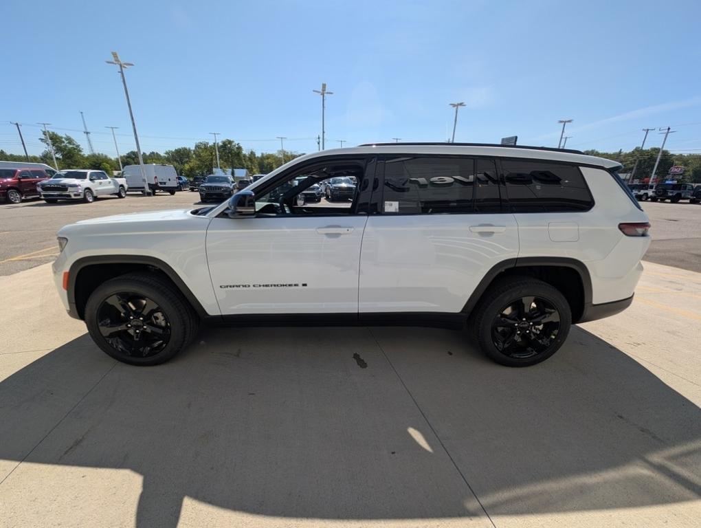 new 2025 Jeep Grand Cherokee L car, priced at $51,740