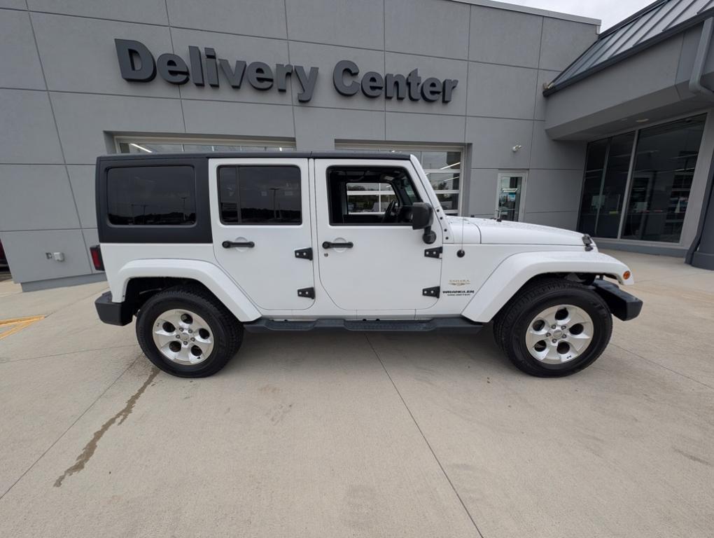 used 2015 Jeep Wrangler Unlimited car, priced at $19,991