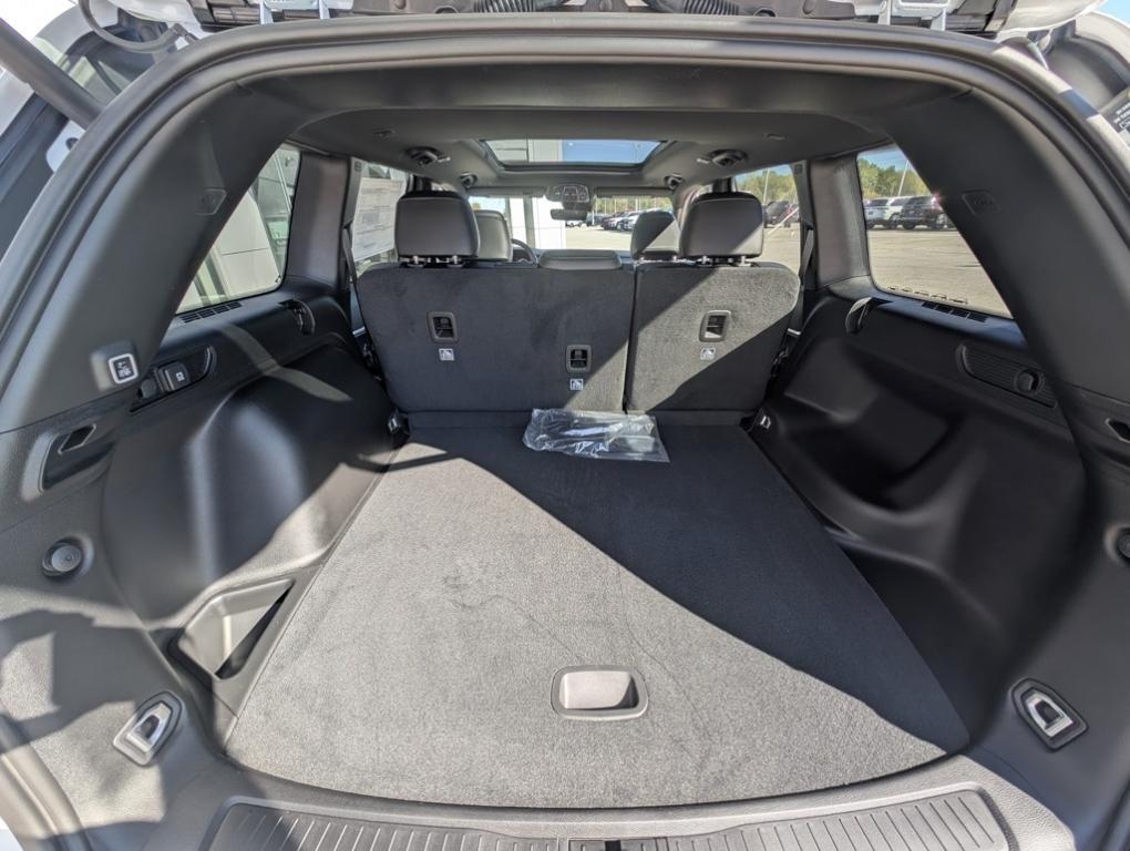 new 2025 Jeep Grand Cherokee car, priced at $47,165