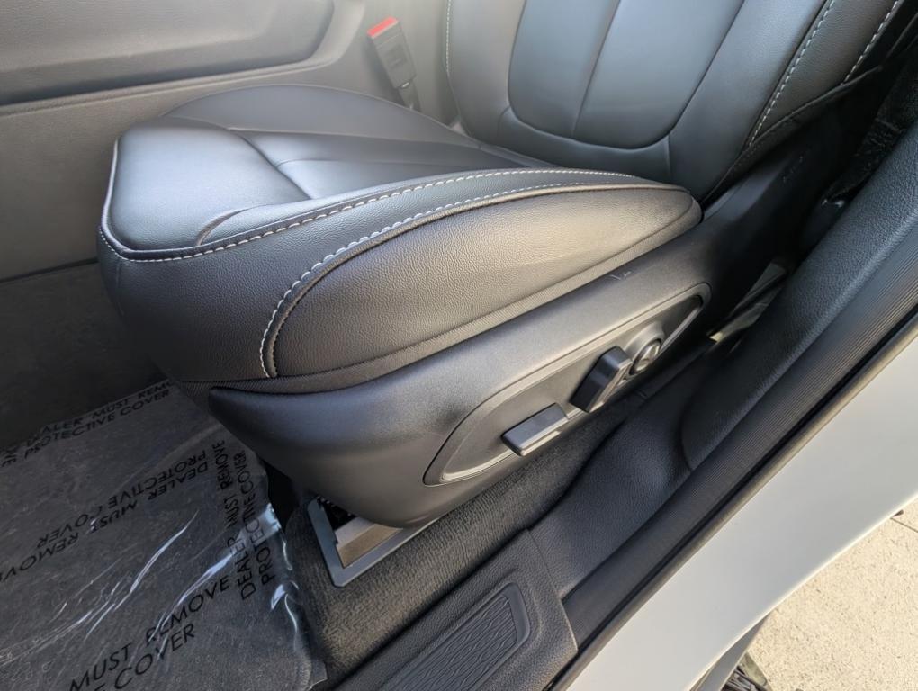 new 2025 Jeep Grand Cherokee car, priced at $47,165