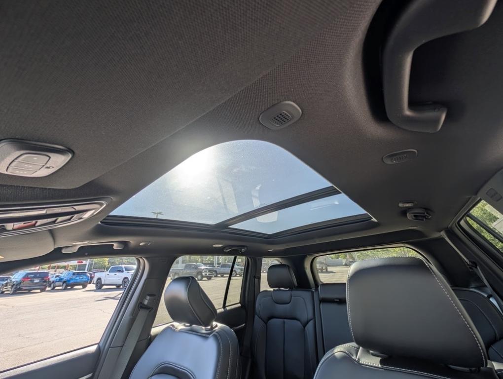 new 2025 Jeep Grand Cherokee car, priced at $47,165