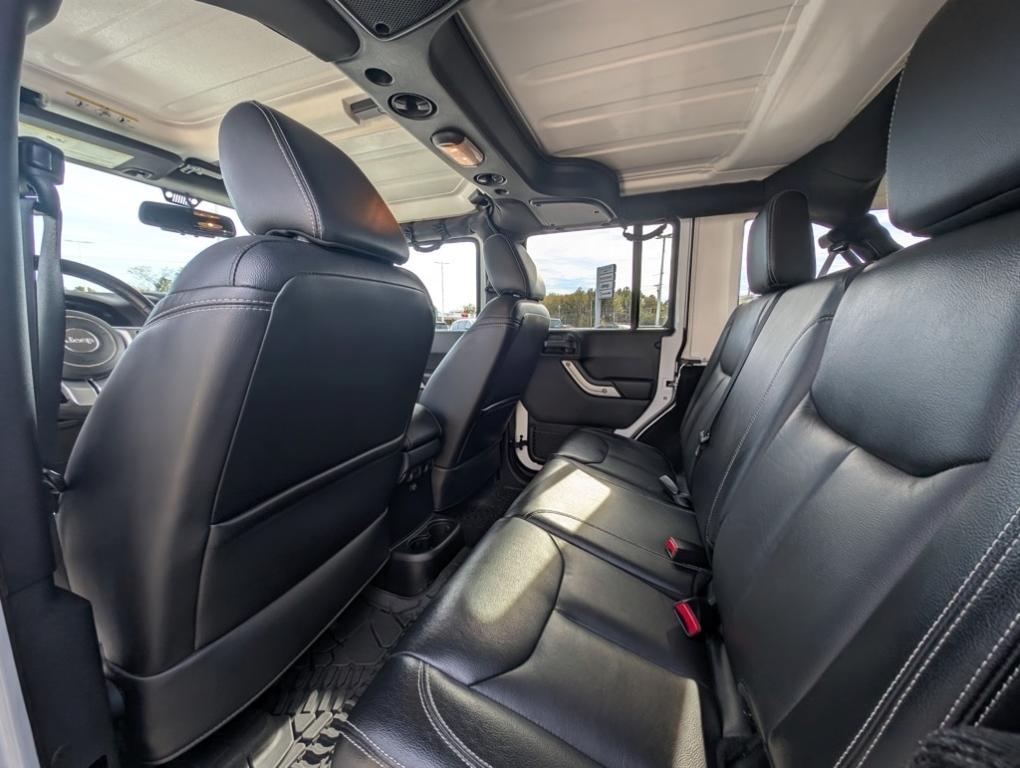 used 2015 Jeep Wrangler Unlimited car, priced at $24,991