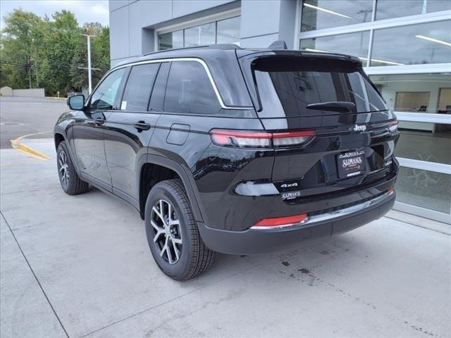 new 2025 Jeep Grand Cherokee car, priced at $45,310