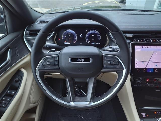 new 2025 Jeep Grand Cherokee car, priced at $45,310