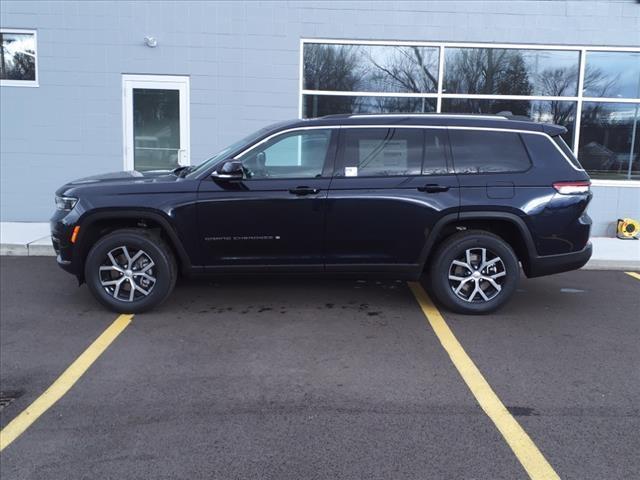 new 2024 Jeep Grand Cherokee L car, priced at $41,820