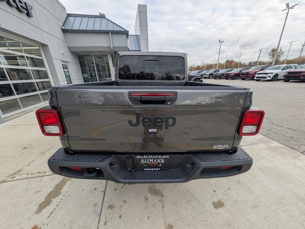 new 2026 Jeep Gladiator car, priced at $50,690