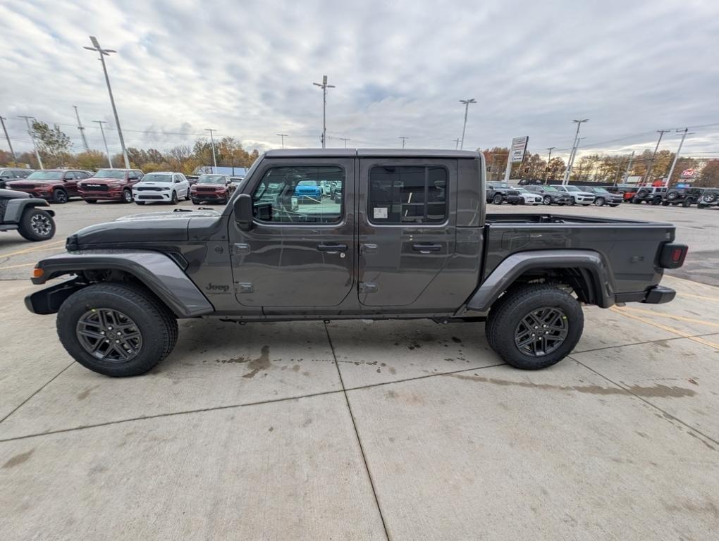new 2026 Jeep Gladiator car, priced at $50,690