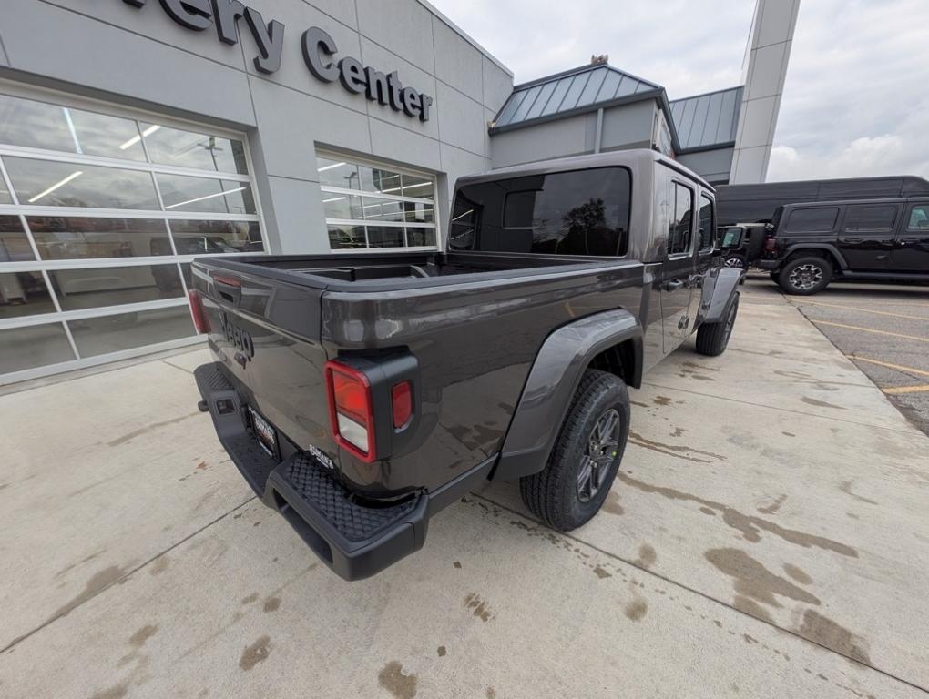 new 2026 Jeep Gladiator car, priced at $50,690