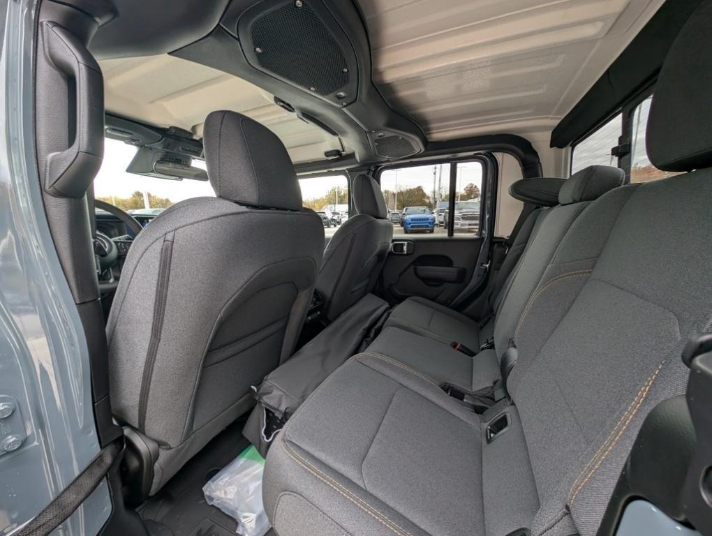 new 2026 Jeep Gladiator car, priced at $50,690