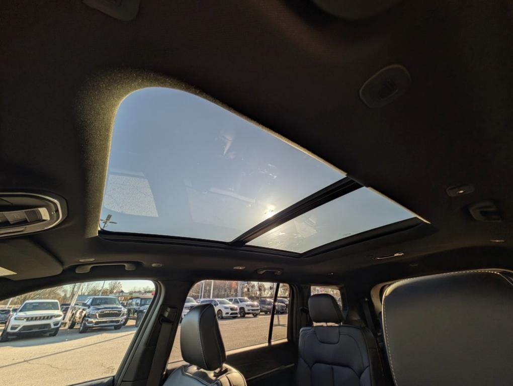 new 2025 Jeep Grand Cherokee L car, priced at $50,740