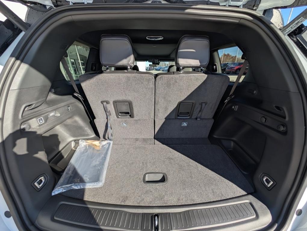 new 2025 Jeep Grand Cherokee L car, priced at $50,740