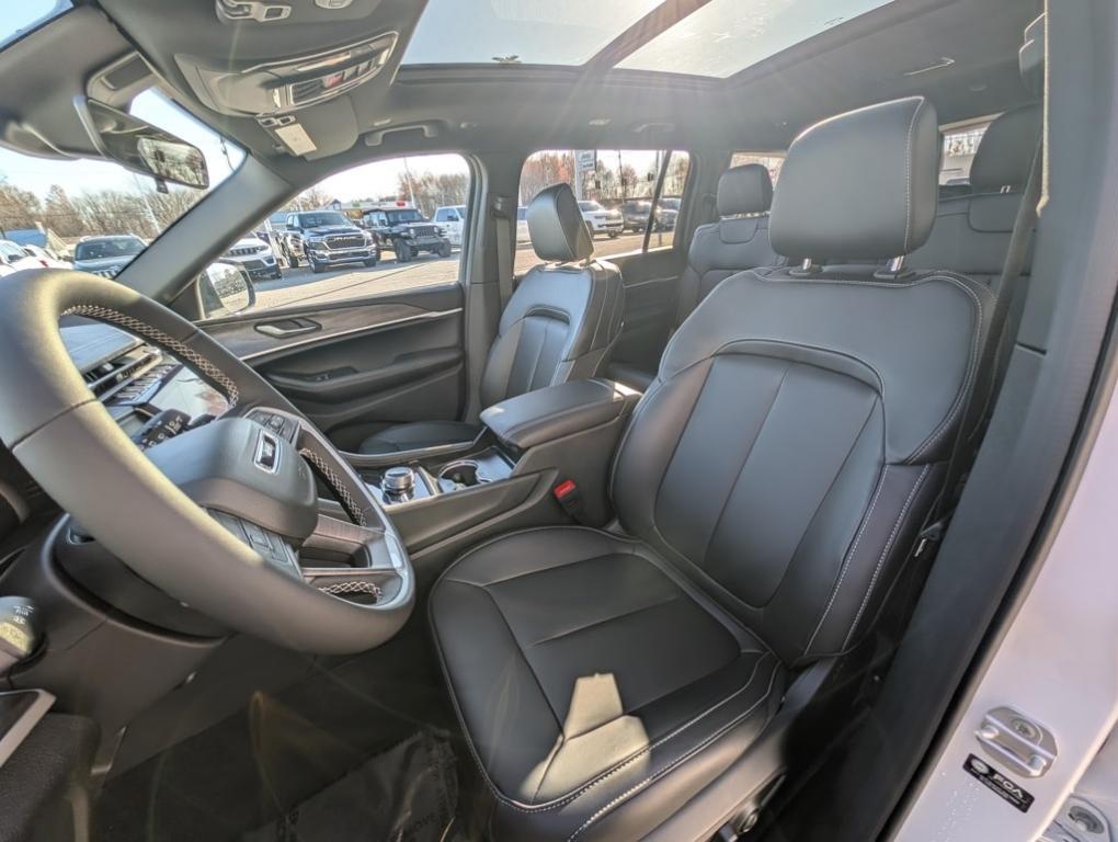 new 2025 Jeep Grand Cherokee L car, priced at $50,740