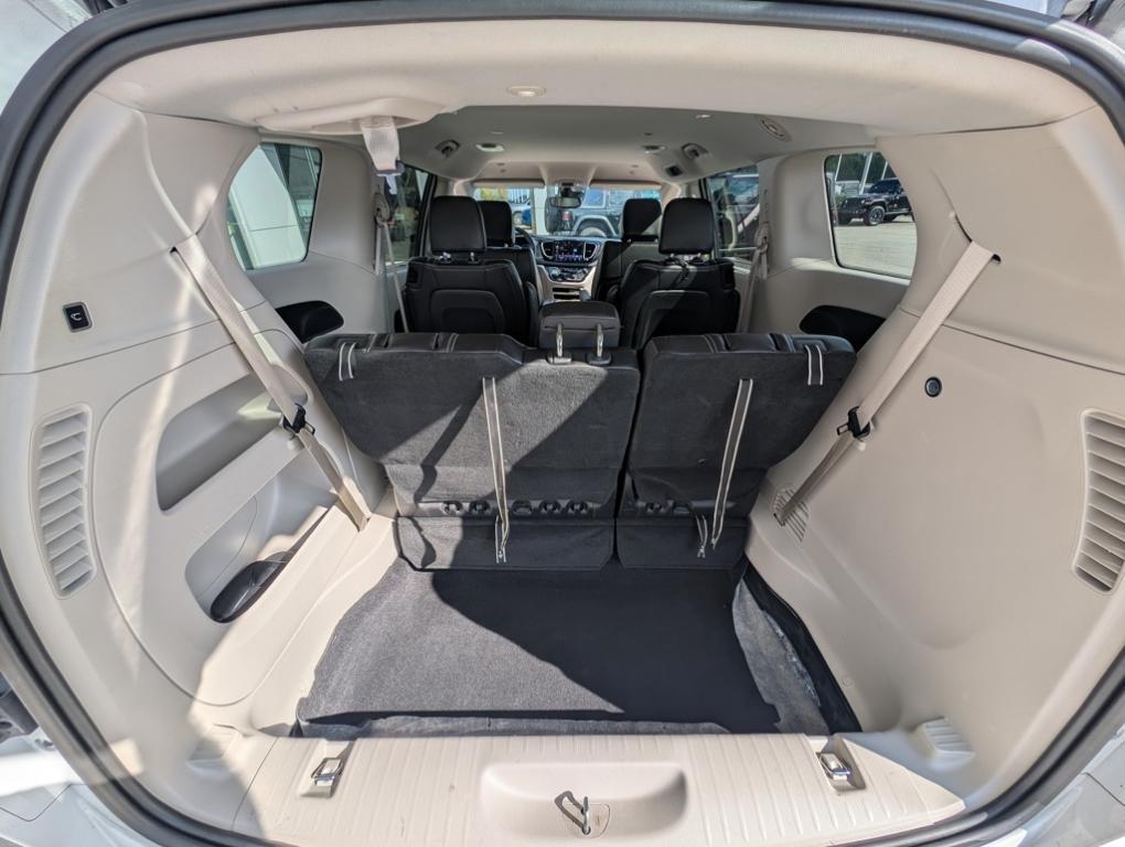 used 2024 Chrysler Pacifica car, priced at $29,291