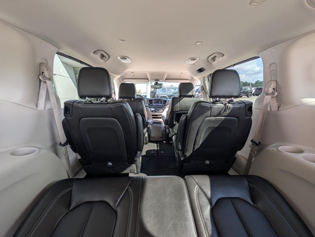 used 2024 Chrysler Pacifica car, priced at $29,291