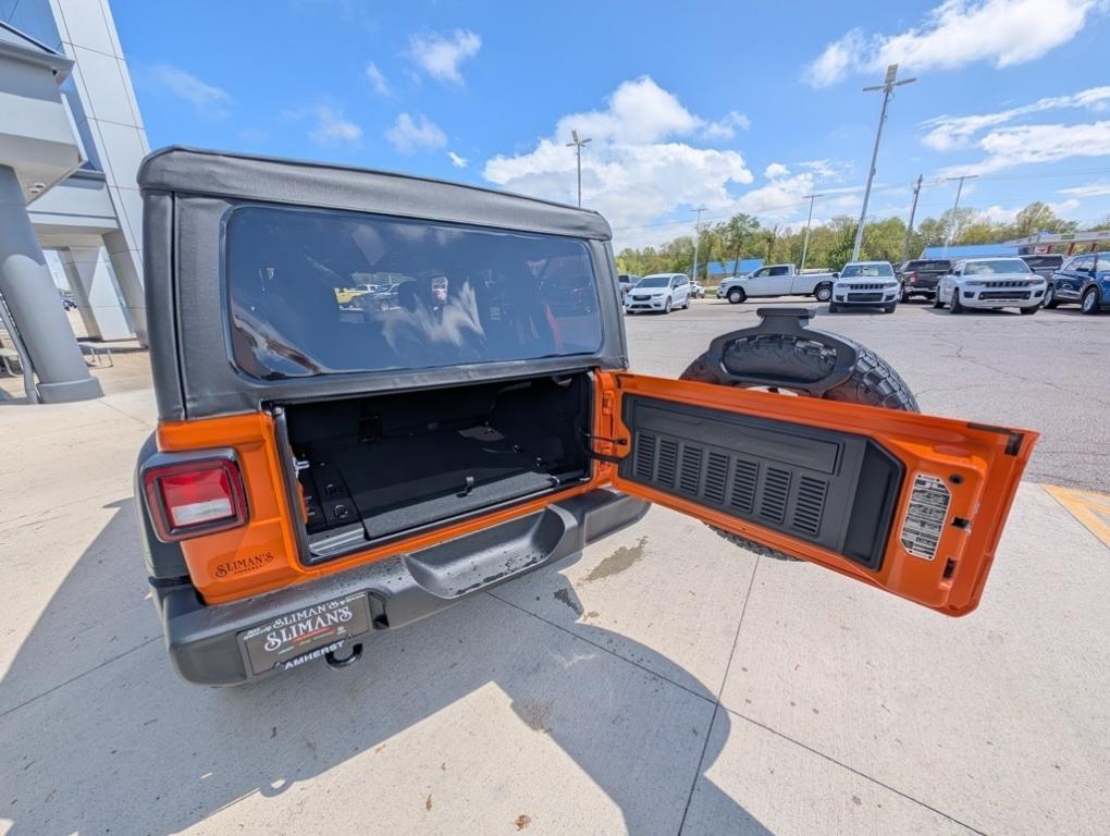 new 2025 Jeep Wrangler car, priced at $46,241
