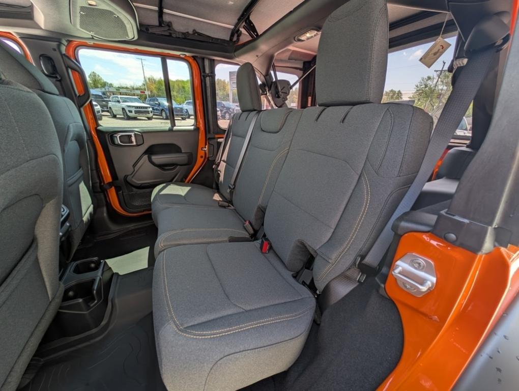 new 2025 Jeep Wrangler car, priced at $46,241