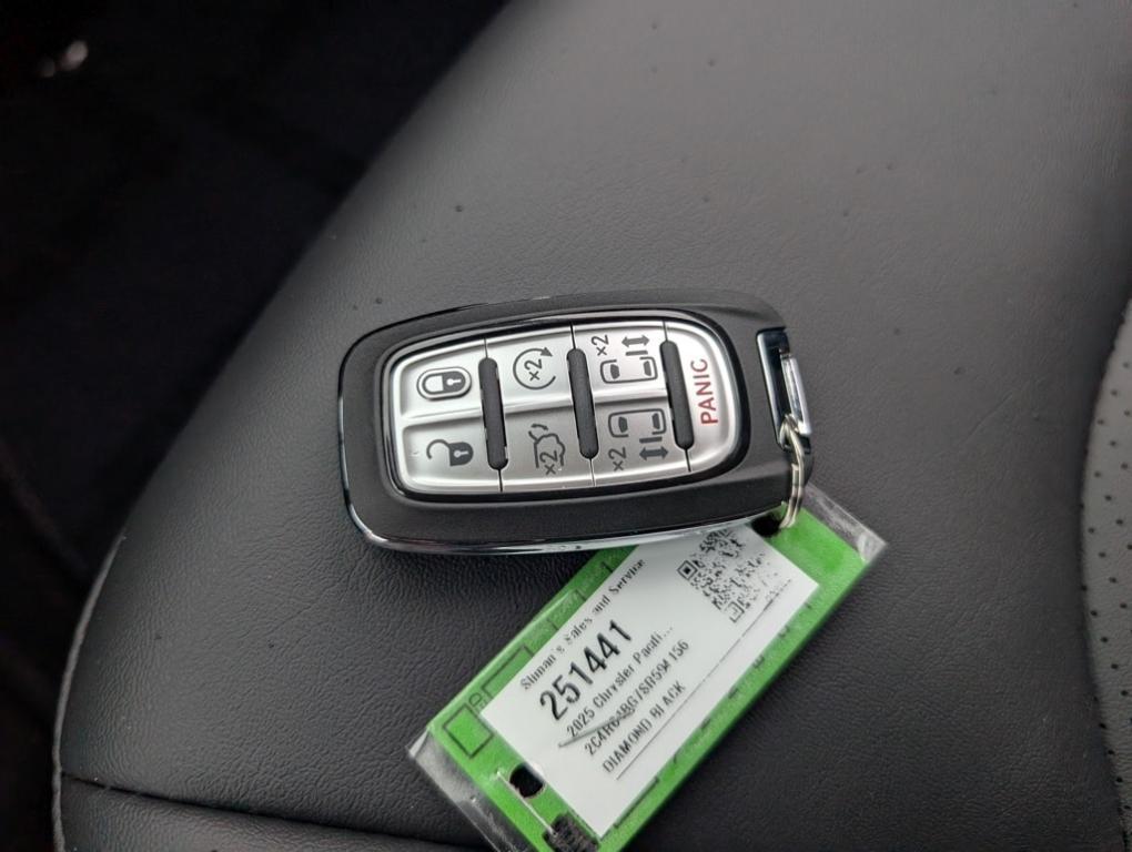 new 2025 Chrysler Pacifica car, priced at $41,596