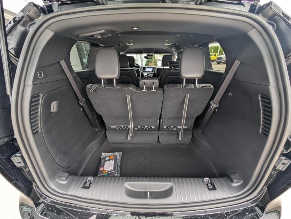 new 2025 Chrysler Pacifica car, priced at $41,596