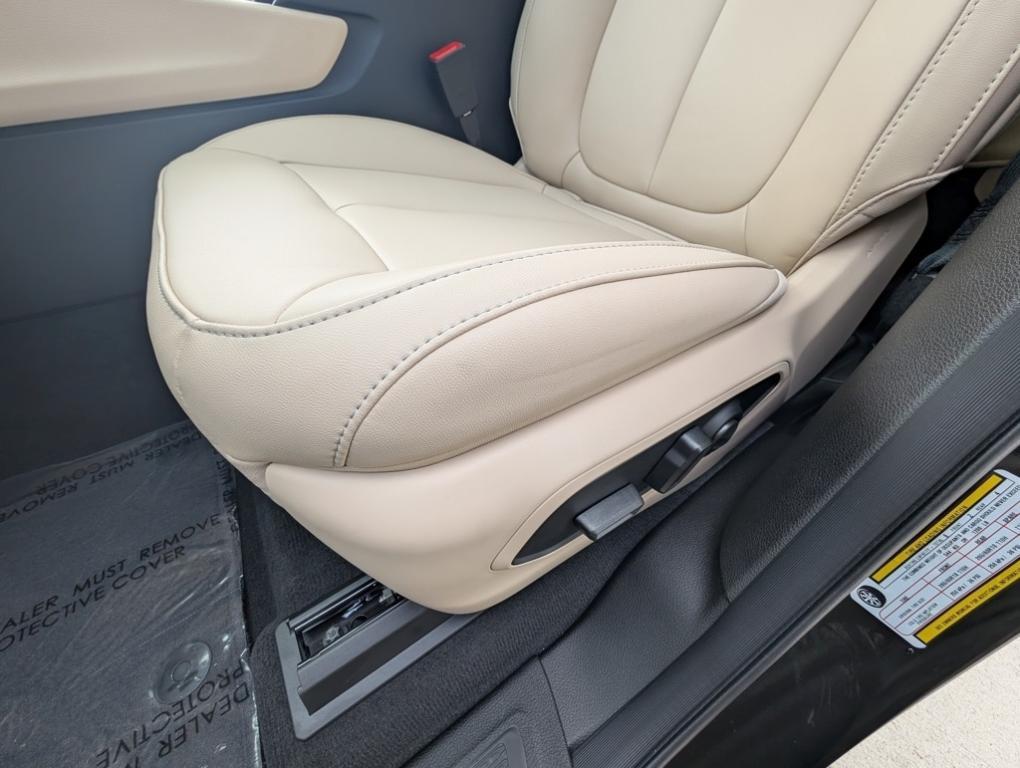 new 2025 Jeep Grand Cherokee L car, priced at $47,110