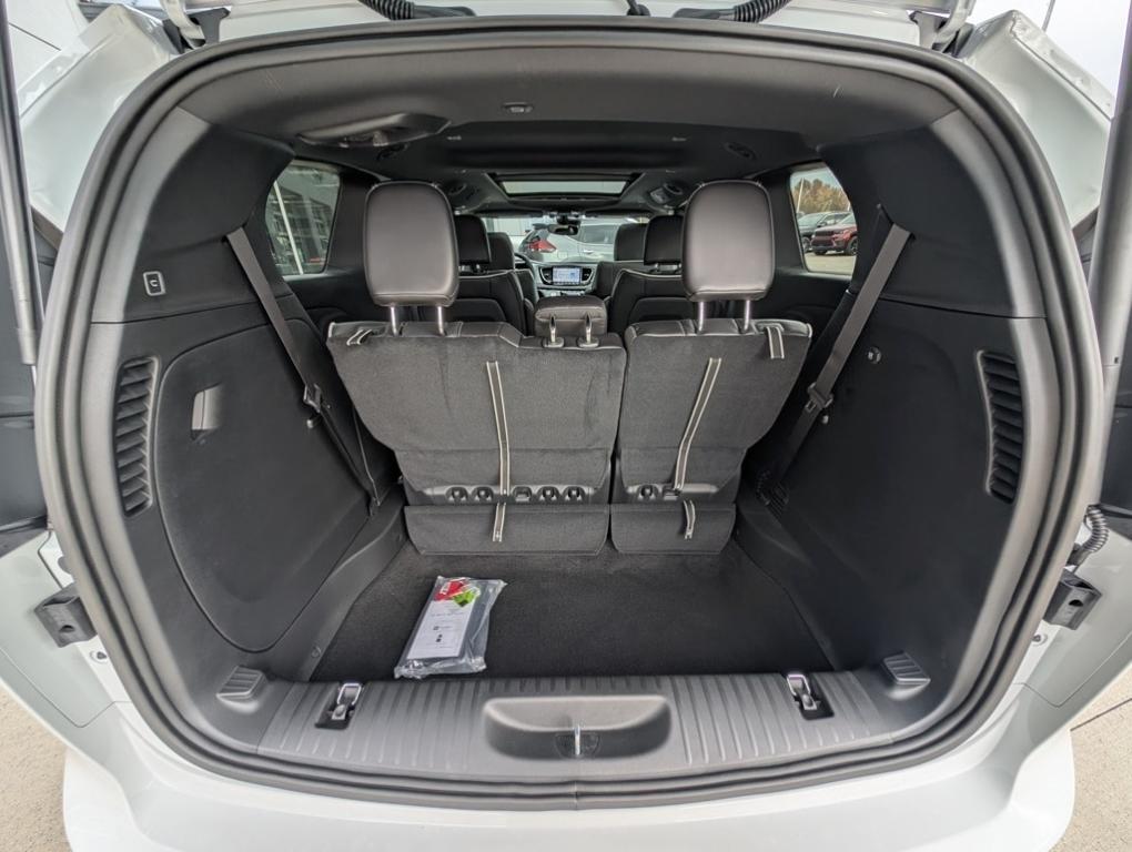new 2026 Chrysler Pacifica car, priced at $48,955