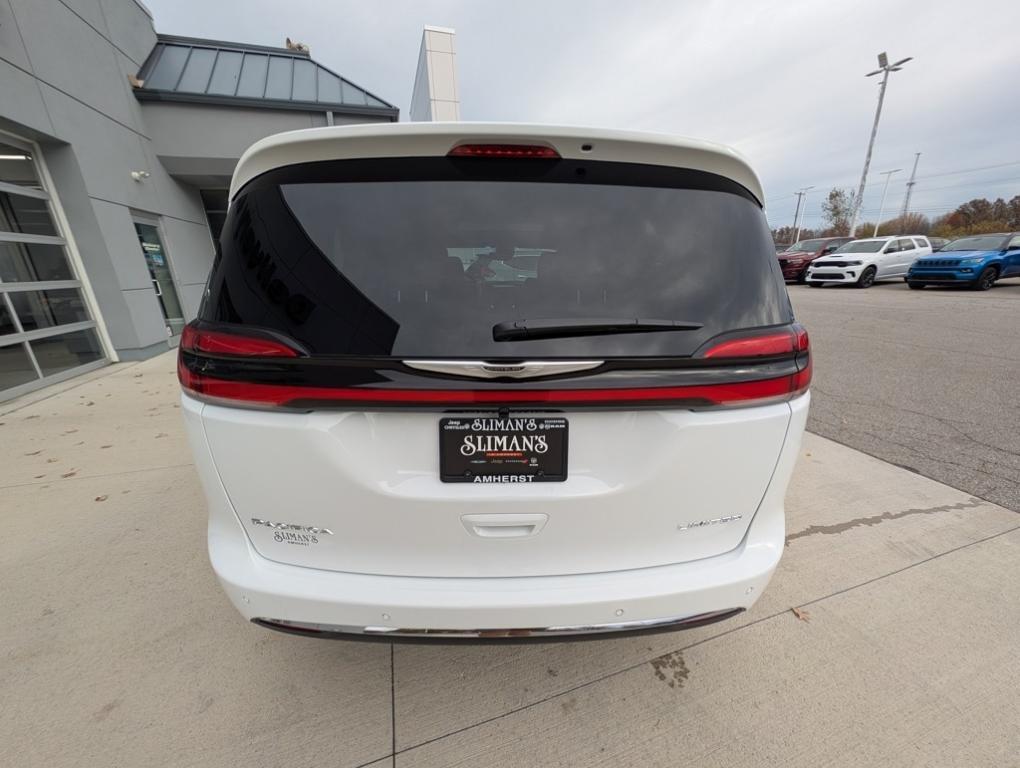 new 2026 Chrysler Pacifica car, priced at $48,955