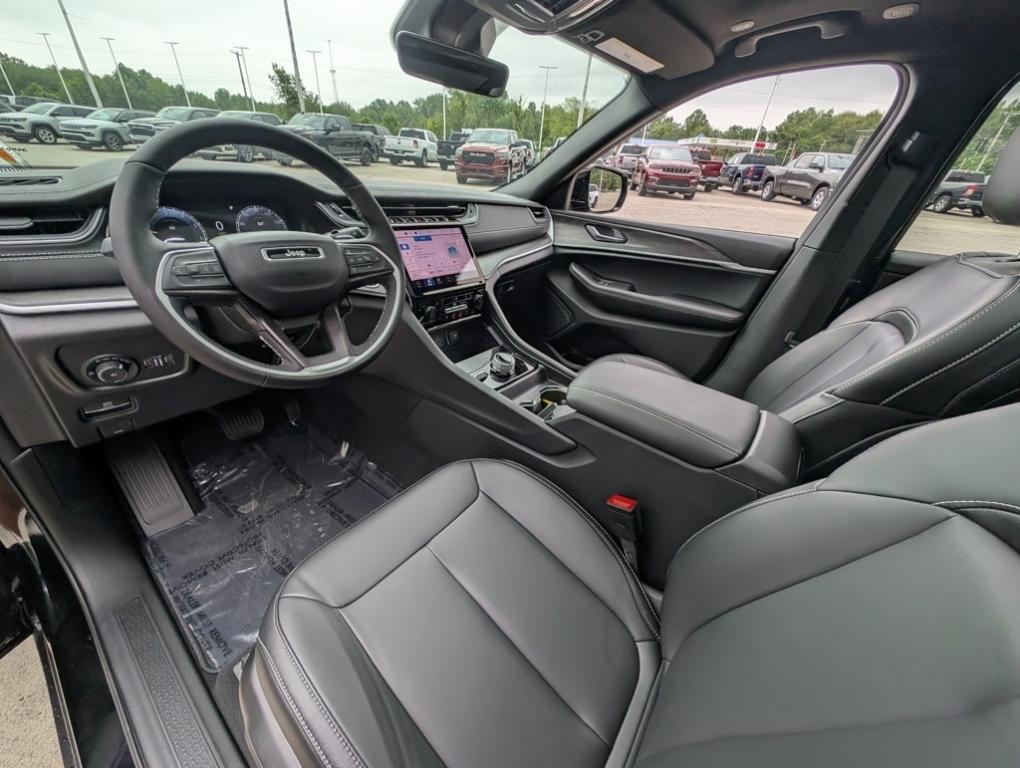 new 2025 Jeep Grand Cherokee L car, priced at $42,110