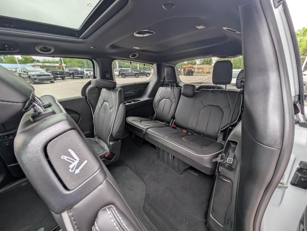 new 2025 Chrysler Pacifica car, priced at $50,940