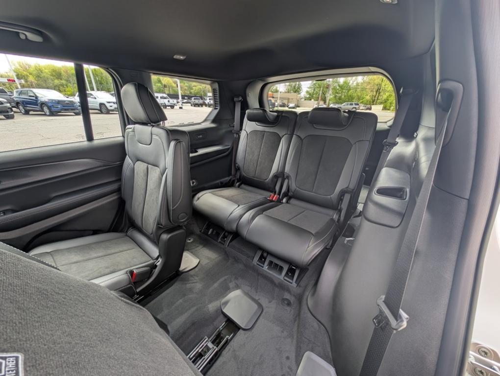 new 2025 Jeep Grand Cherokee L car, priced at $44,357