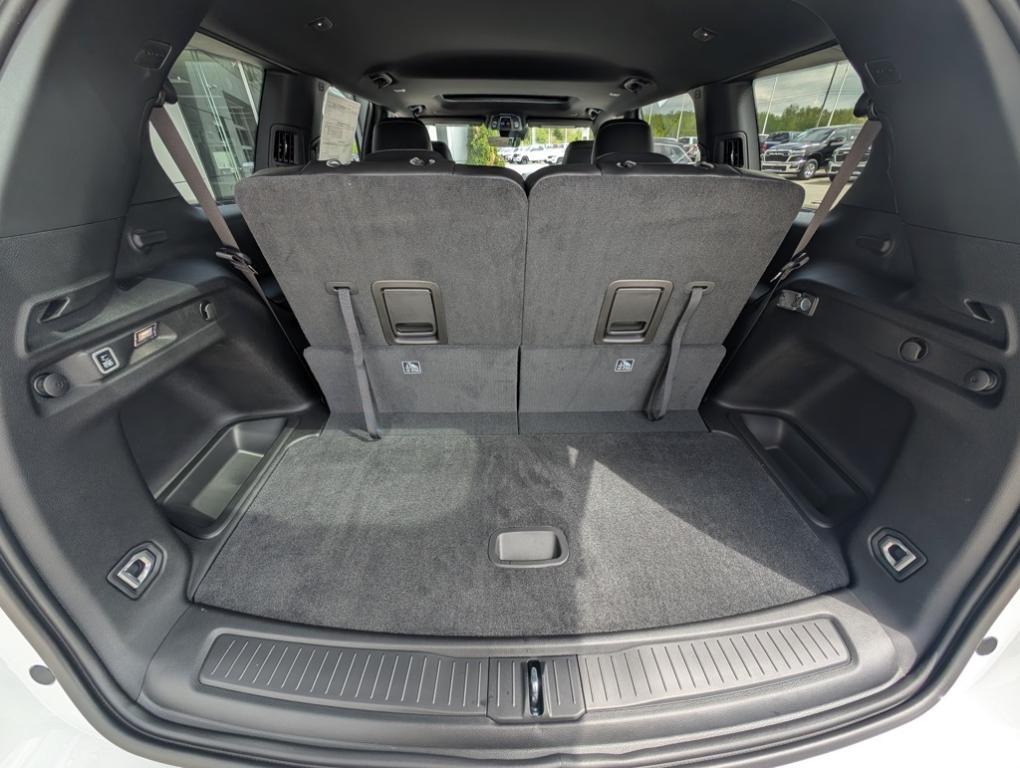 new 2025 Jeep Grand Cherokee L car, priced at $44,357