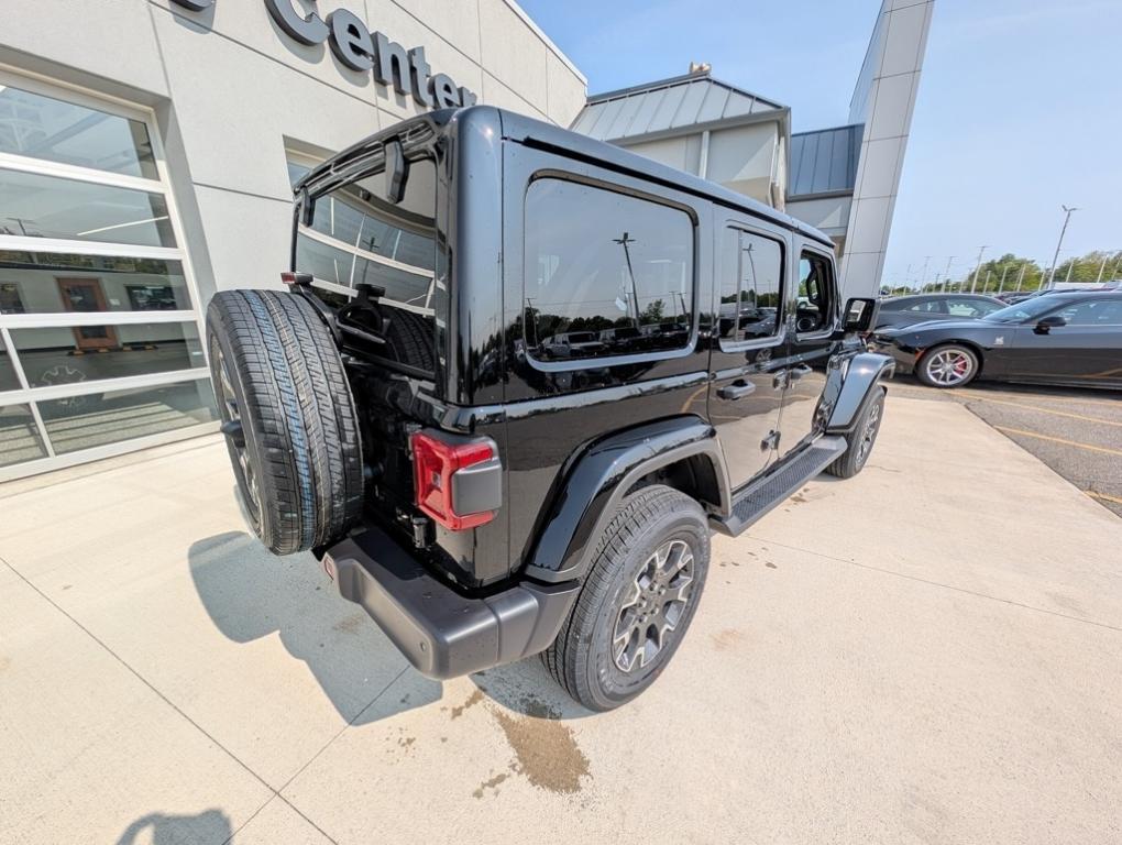 new 2025 Jeep Wrangler car, priced at $53,652